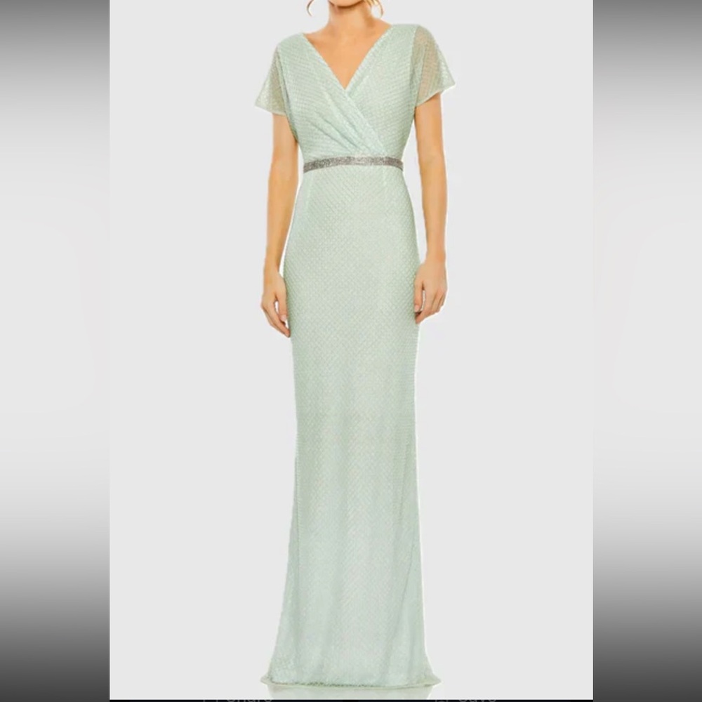 NWT Mac Duggal Sz 6 Sage Green Beaded Full Length Gown 93994